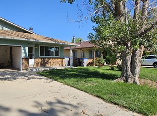 1834 Cambridge Dr, Longmont, CO 80503