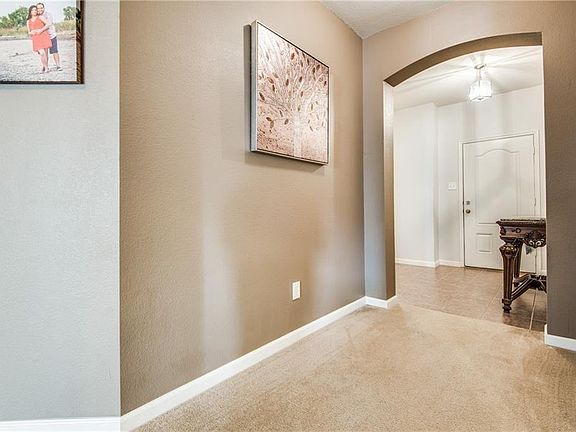 5th image of 9613 Zaharias Dr