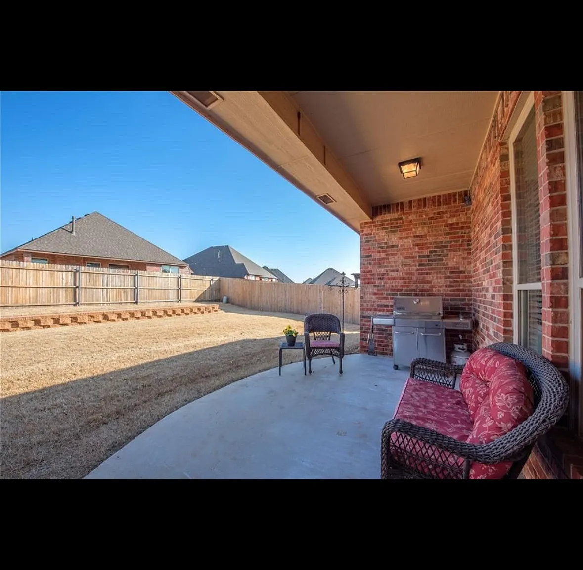 NW 152nd St, Edmond — Photo 3