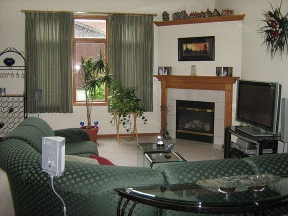 3rd image of 4095 Riverwood Dr