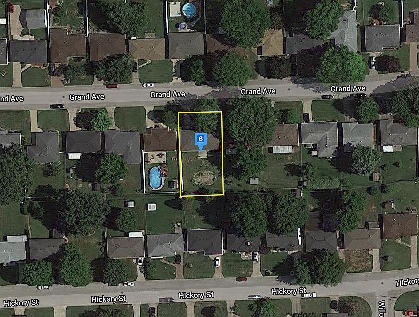 1st image of 152 Grand Ave