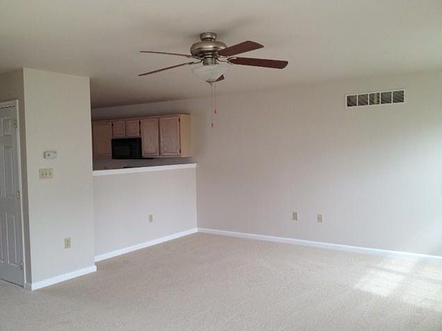 2nd image of 322 Northdown Dr