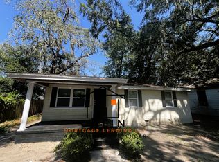 418 W 55th St, Savannah, GA 31405