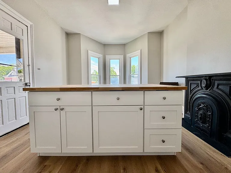 611 N. Main — Photo 14