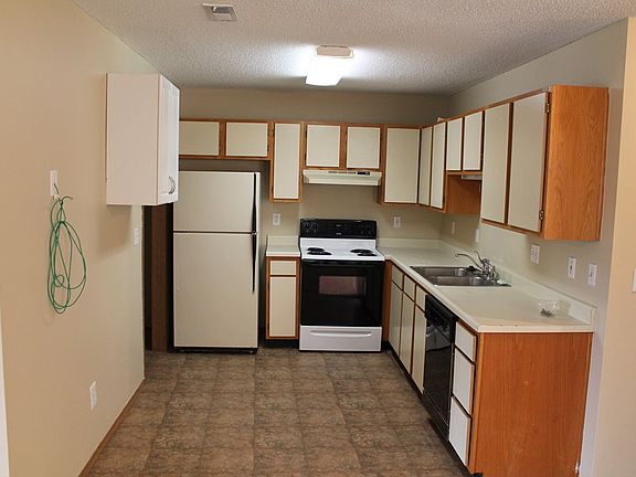 4th image of 715/717 Beck Dr