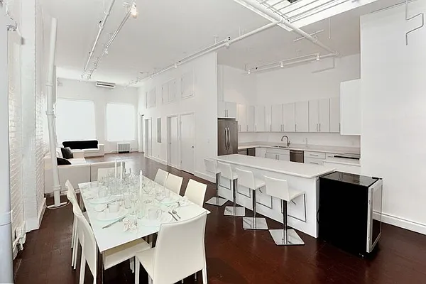 Rented by Atlas Real Estate New York | media 34