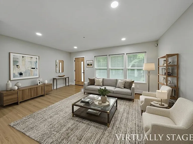 1346 Wichita Dr SW — Photo 3