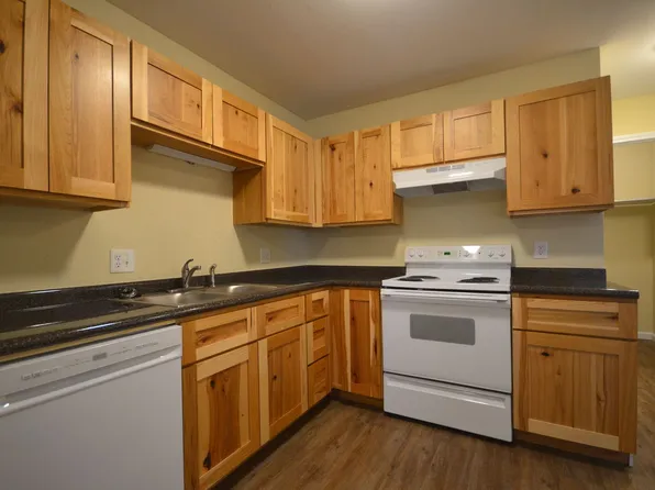 Marshfield Apartments, 511 Church St #103, Marshfield, MO 65706