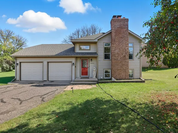 2839 Henslow Ave N, Oakdale, MN 55128