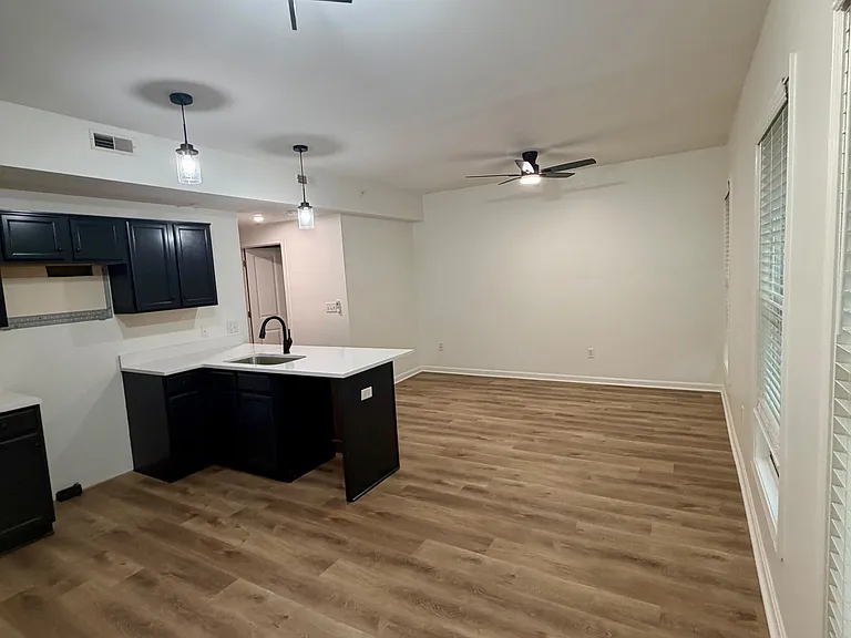 10639 Meeting St #203 — Photo 3