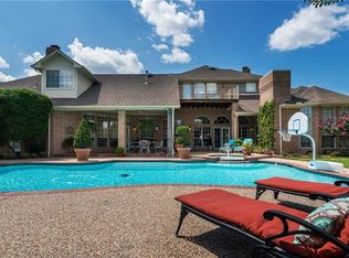 206 Sunray Ln, Sunnyvale, TX 75182