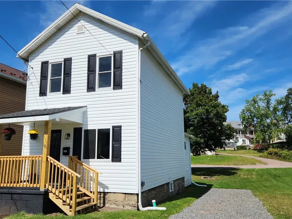 121 Large St, Meyersdale, PA 15552