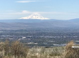 61 Dorset Dr, Yakima, WA 98901