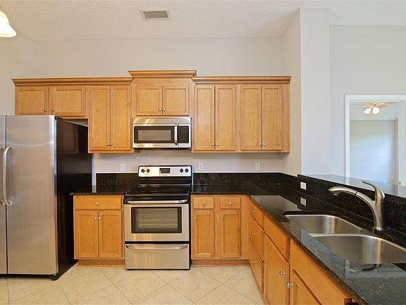 5th image of 11064 Beckley Pl