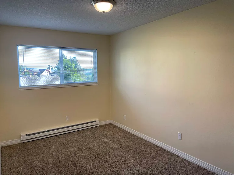 634 Alameda Ave — Photo 6