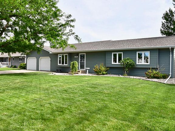 3rd image of 1013 Winchester Dr