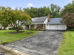 43 Tiffany Ln, Willingboro, NJ 08046