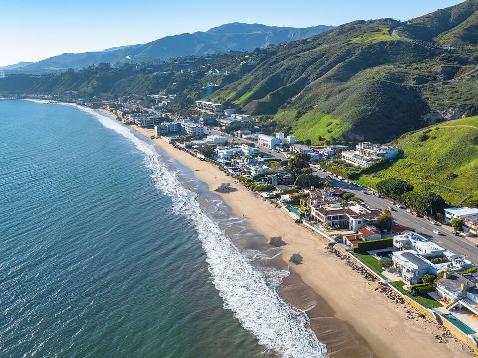 1st image of 22377 Pacific Coast Hwy