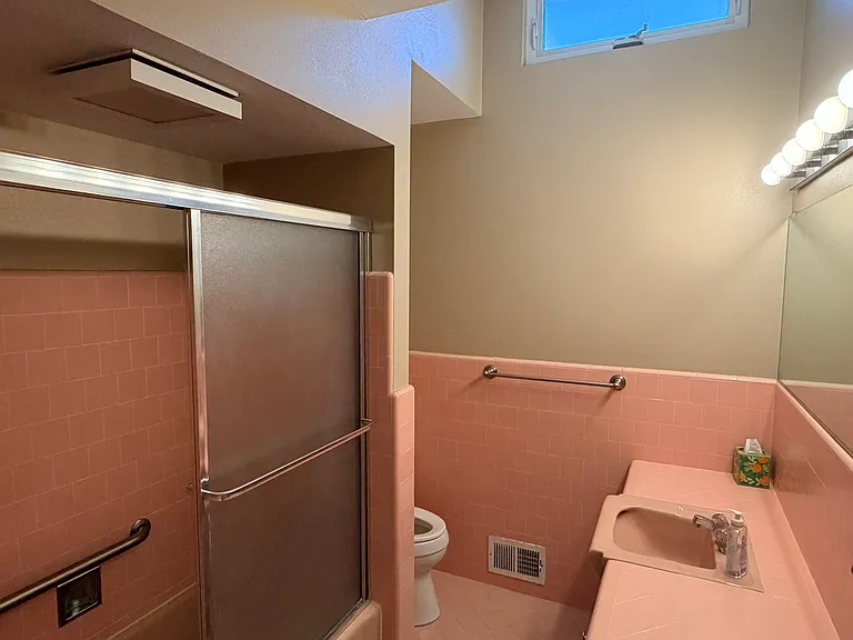 7422 Fallenleaf Ln — Photo 6