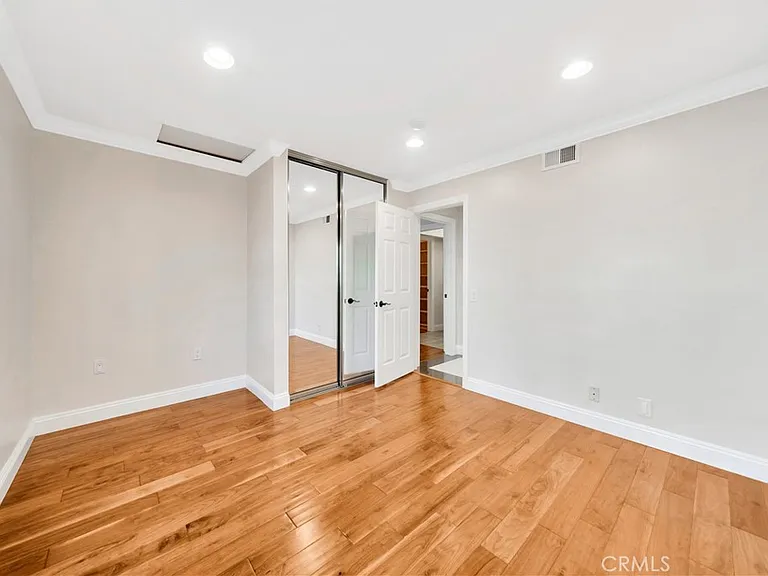 24692 Julie Ave — Photo 22