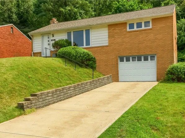 1225 Grouse Dr, Pittsburgh, PA 15243