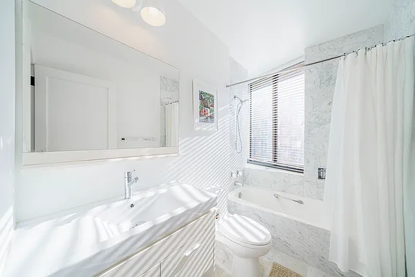 Rented by SERHANT. | media 16