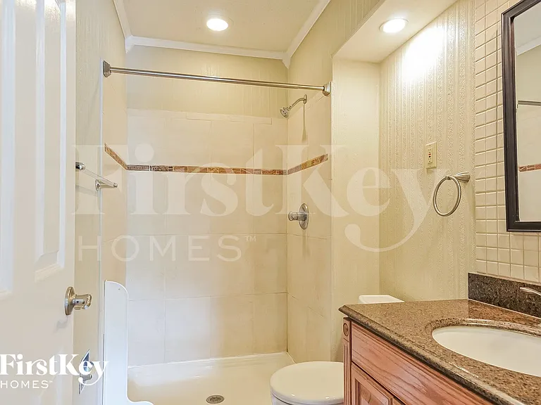 12207 Turkey Creek Ct — Photo 9