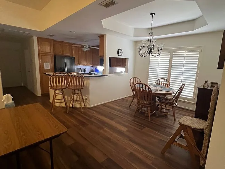 1041 Lytle Creek Dr — Photo 3
