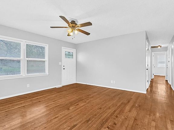 4th image of 7528 N Tracy Ave