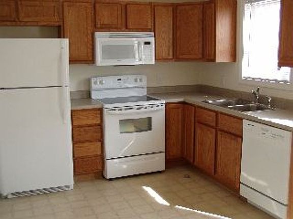 2nd image of 1102-1314 Blane Dr #1306