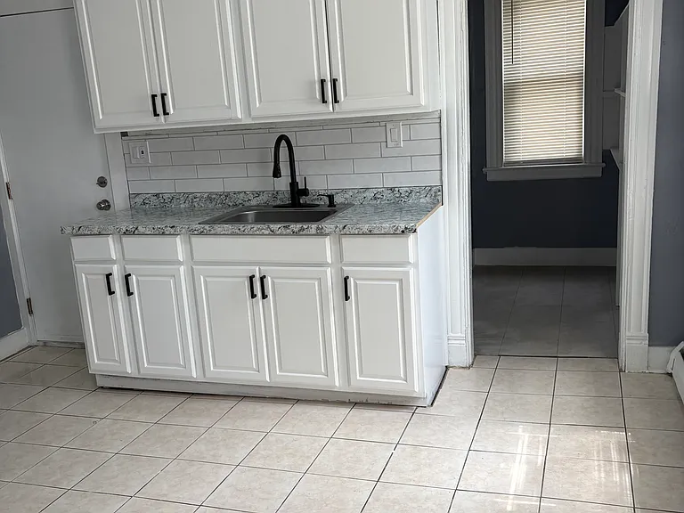 34 Lenox St #2 — Photo 7