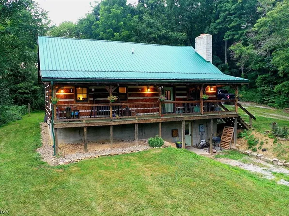 8477 Critchfield Rd, Shreve, OH 44676