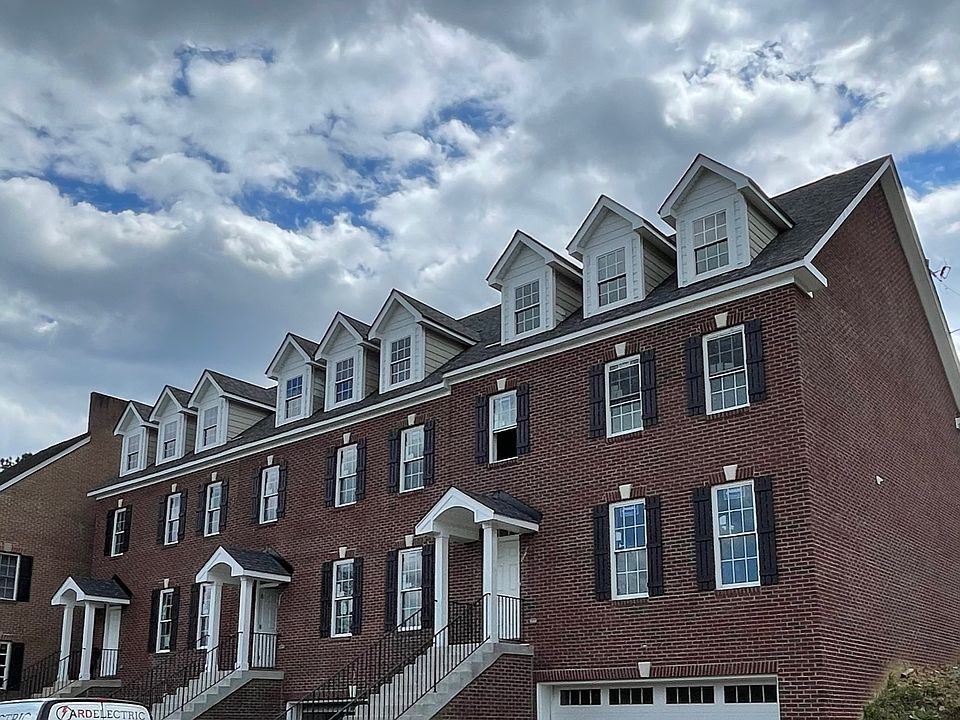 1st image of 1551 Rivertown Pl