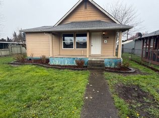 1208 J St, Centralia, WA