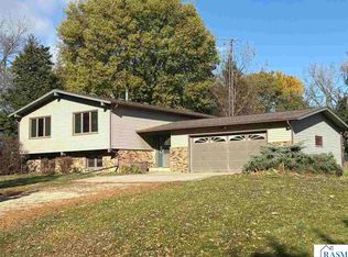 11623 375th Ave, Waseca, MN 56093