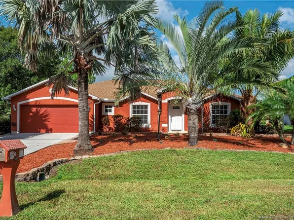 2582 SW Warwick St, Port Saint Lucie, FL 34984