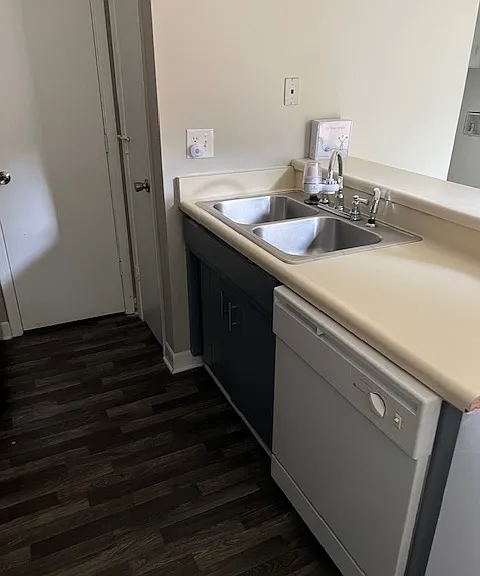 323 E Blackstock Rd #14 — Photo 7