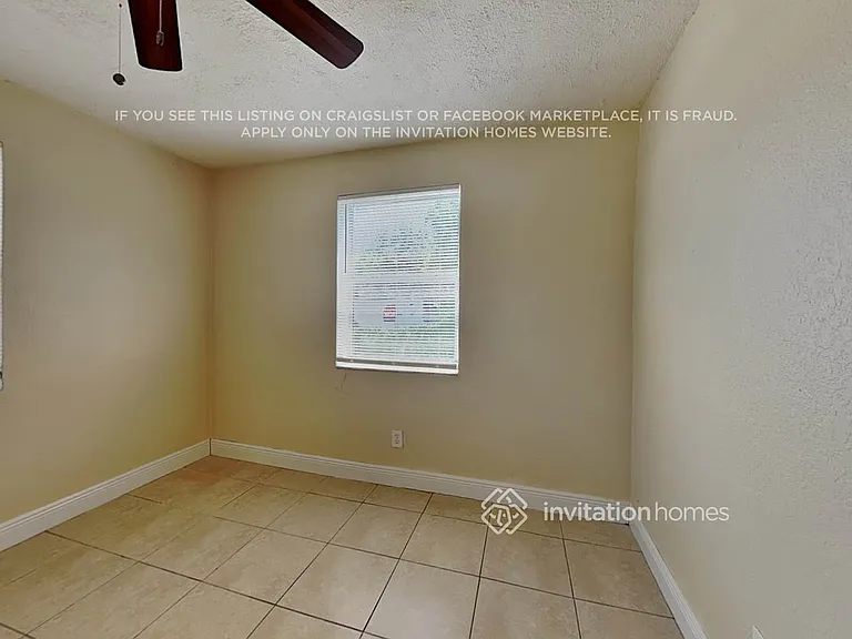 4888 Prince Dr — Photo 14