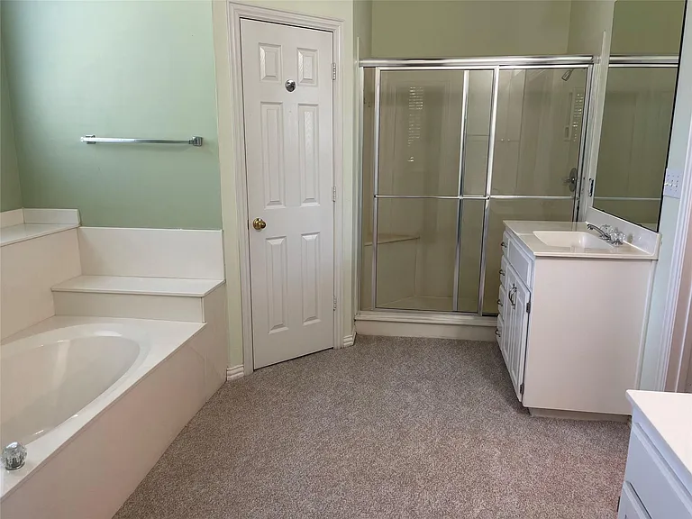 716 Ticonderoga Dr — Photo 17