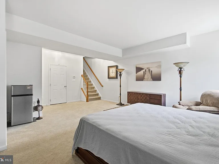 25653 America Sq — Photo 37