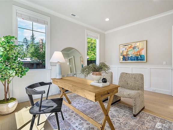 4th image of 16236 NE 28th Street