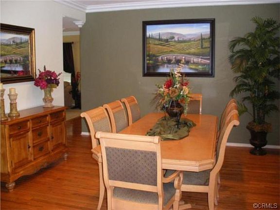 Separate Formal Dining Room