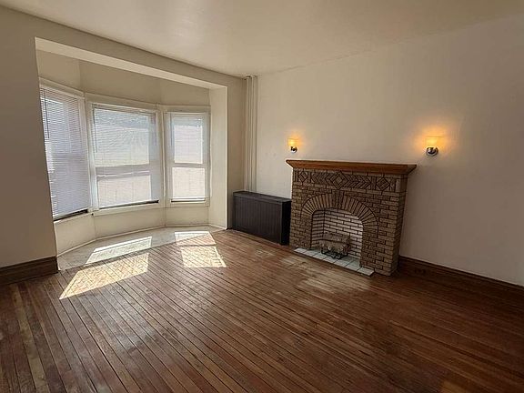 3rd image of 1311 W Market St