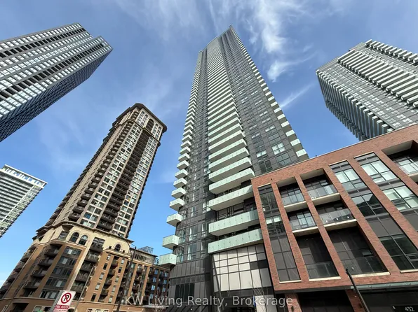 430 Square One Dr, Mississauga, ON