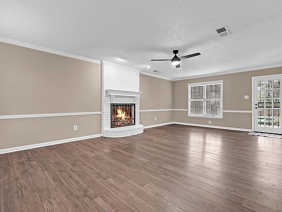 5th image of 4741 Ross Creek Dr