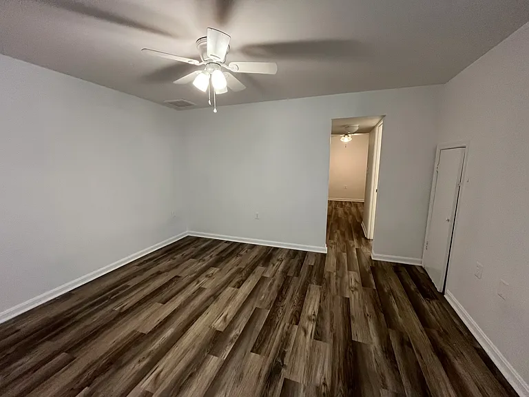 255 Farrell Ln — Photo 16