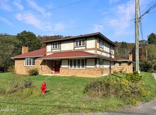 104 Twin Lakes Rd, Portage, PA 15946