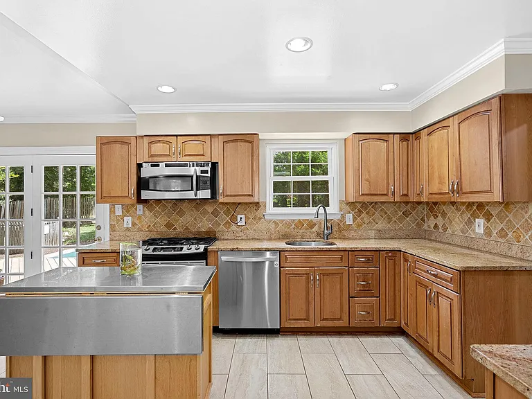 5405 Hampton Forest Way — Photo 20