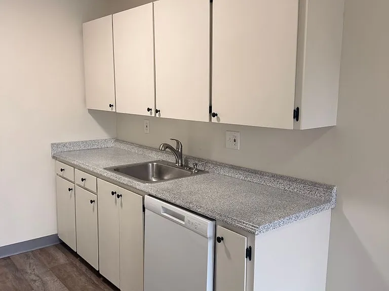 S815 - Star Apartments — Photo 34