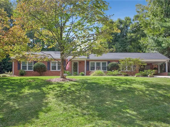 4682 Greendale Way, Winston Salem, NC 27103